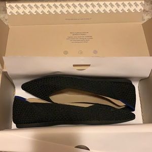 Black Honeycomb Rothy’s “The point” size 9.5